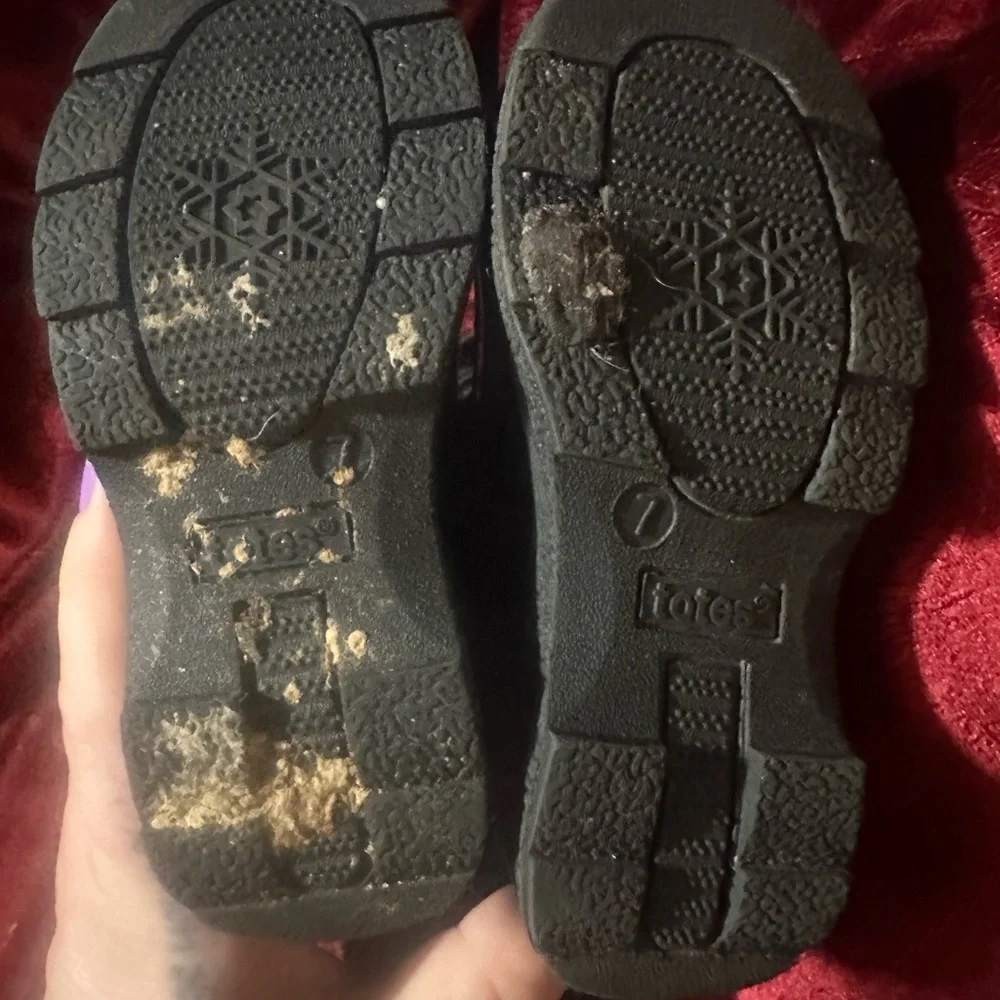 totes Black Kids Winter Boots with Rainbow Unicorns‎